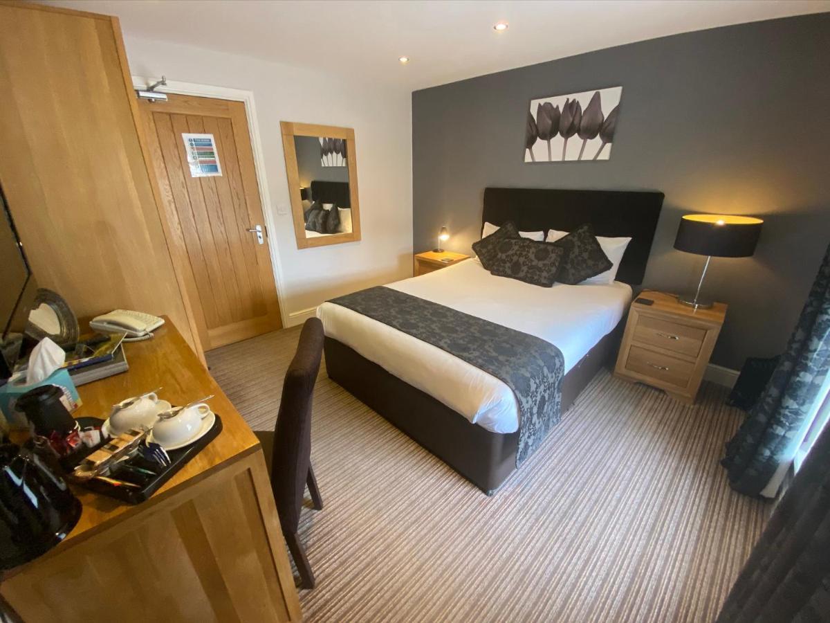 The Three Horseshoes Hotel Barnard Castle Exteriör bild